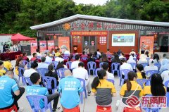 赖细姨取同事们通过身心健康测评、集体互动释